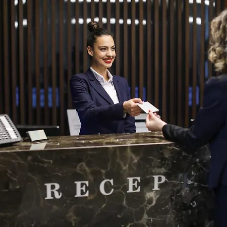 מלון Centar No.1 4*