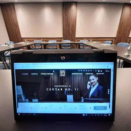 Centar No.1 מלון 4*