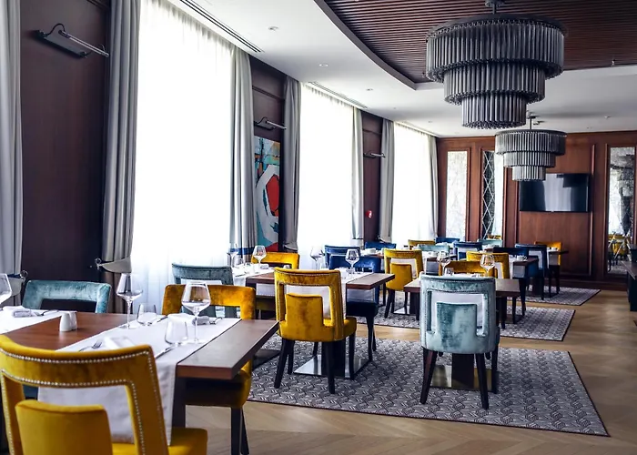 Centar No.1 Hotel 4*